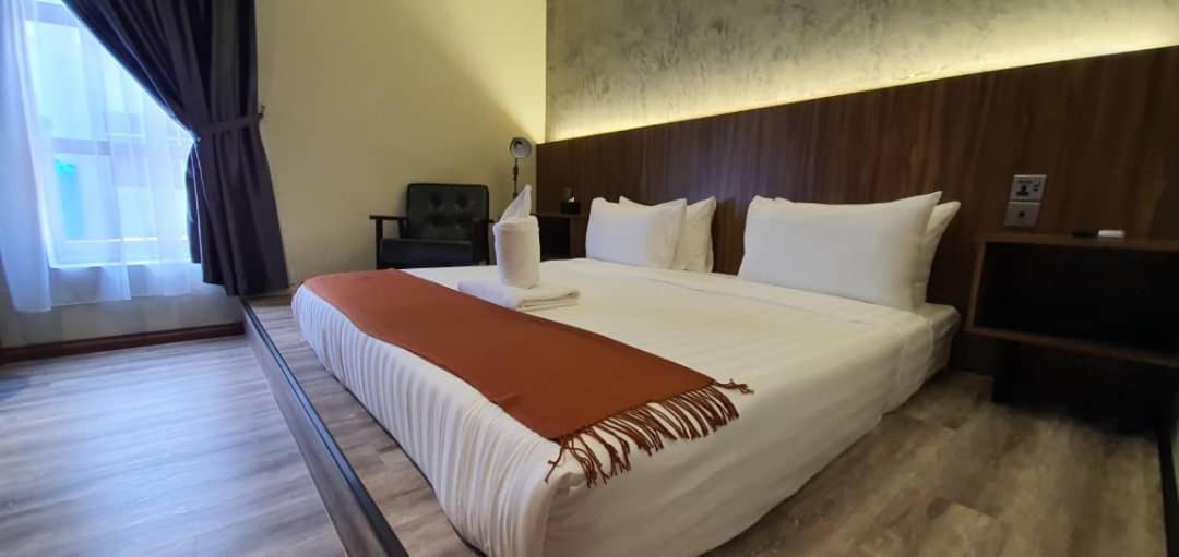 Vista Hotel Tawau Exterior foto
