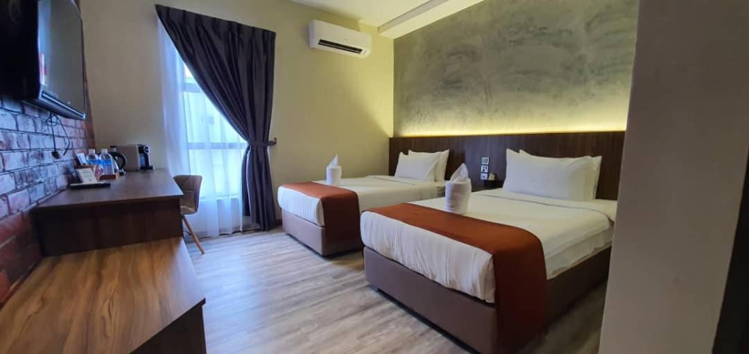 Vista Hotel Tawau Exterior foto